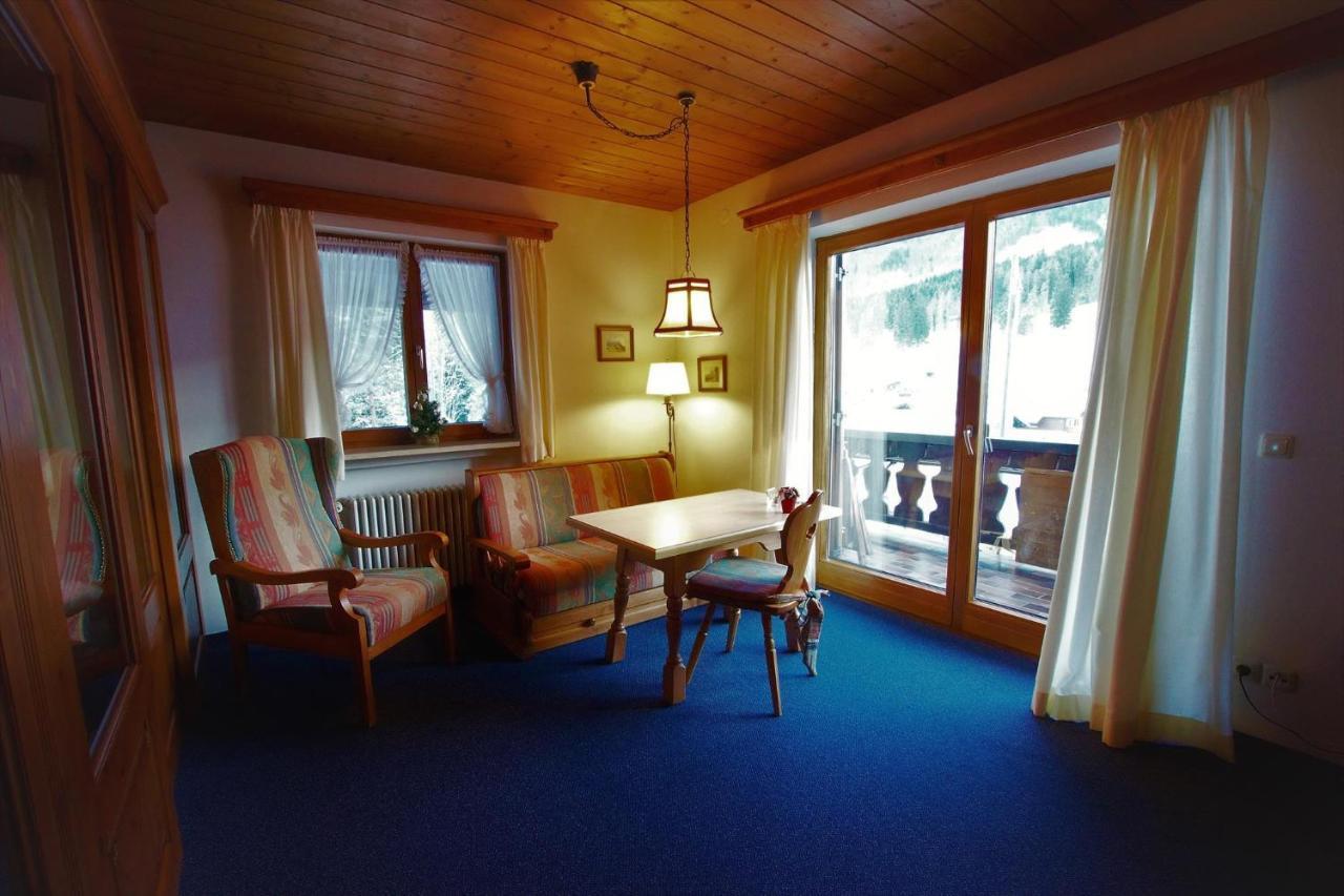 Hotel Ferienhaus Waldwinkl Grainau Zimmer foto