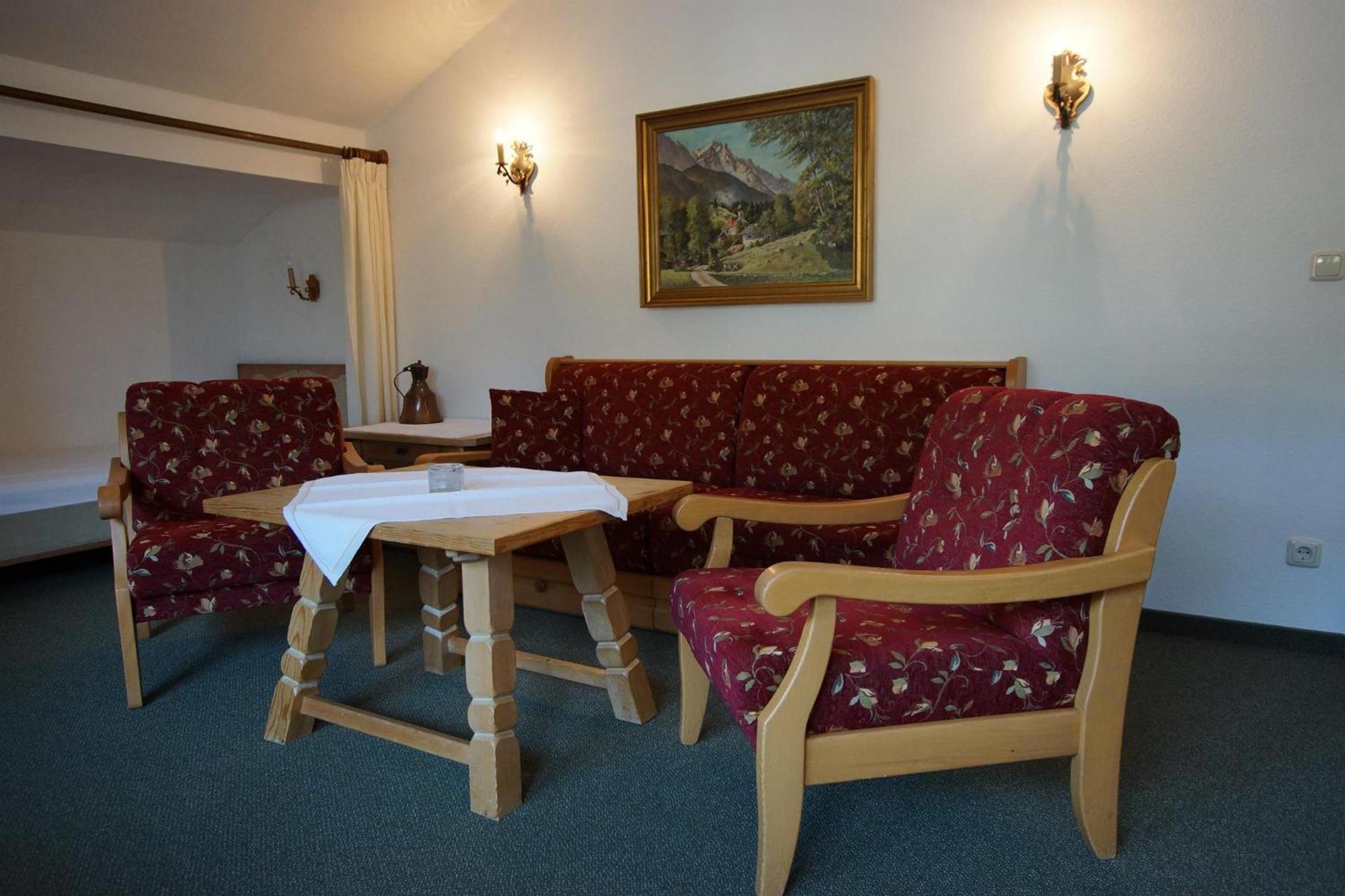 Hotel Ferienhaus Waldwinkl Grainau Zimmer foto